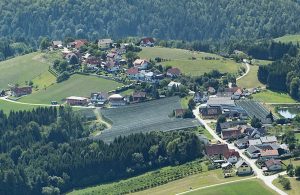 Luftbild über Hafning